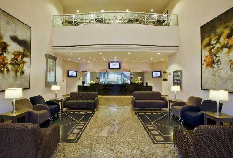 Four Points By Sheraton Galerias Монтеррей Экстерьер фото Lobby
